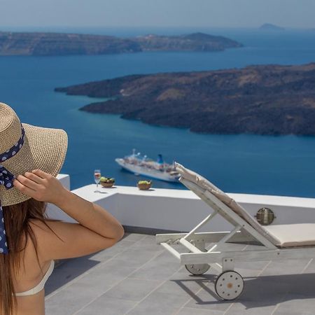 Karpimo Horizon - Caldera View With Private Hot Tub Villa Firostefani Eksteriør billede